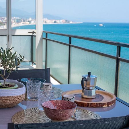 You And The Sea Savona Ngoại thất bức ảnh